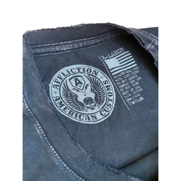Affliction Mens Live Fast American Customs T-Shirt Size XL Black Y2K Skull Sword - Picture 7 of 10